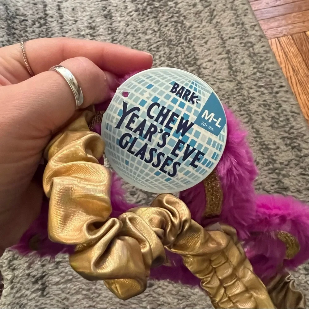 NWT Bark Chew Year’s Eve Toy
